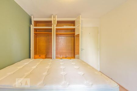 Primeiro quarto de apartamento para alugar com 2 quartos, 92m² em Vila Uberabinha, São Paulo