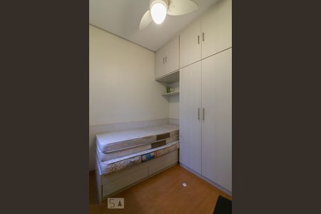 Quarto 1 de casa para alugar com 3 quartos, 120m² em Cambuci, São Paulo