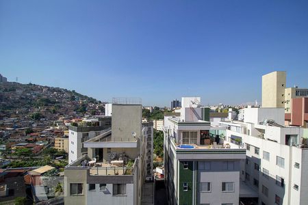 Vista de apartamento à venda com 3 quartos, 87m² em Grajaú, Belo Horizonte