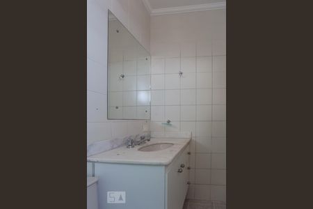 Banheiro da suíte de apartamento à venda com 3 quartos, 148m² em Chácara Primavera, Campinas