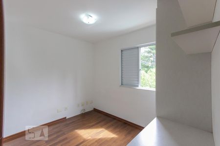 quarto  de apartamento à venda com 2 quartos, 86m² em Vila Suzana, São Paulo