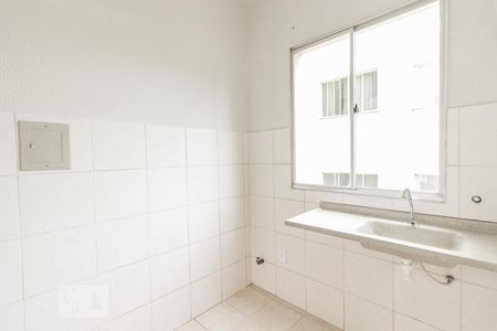 Cozinha de apartamento à venda com 2 quartos, 35m² em Santa Mônica, Belo Horizonte