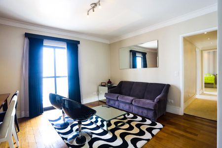 Sala de apartamento para alugar com 2 quartos, 85m² em Cerqueira César, São Paulo