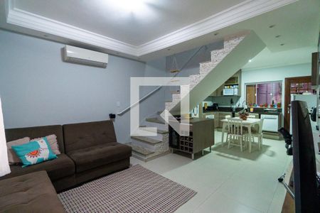 Sala de casa de condomínio à venda com 2 quartos, 90m² em Vila Guarani (z Sul), São Paulo