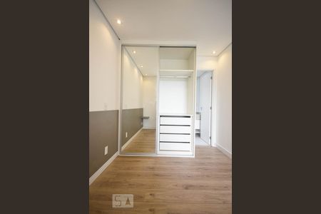 Armário da suíte  de kitnet/studio à venda com 1 quarto, 35m² em Chácara Itaim, São Paulo