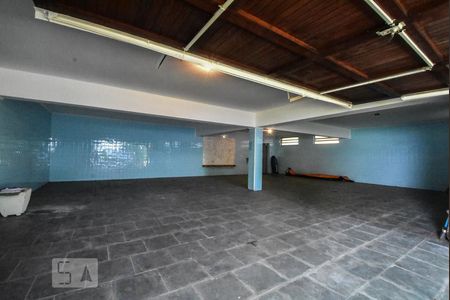 Garagem de casa à venda com 4 quartos, 600m² em Jardim Marajoara, São Paulo