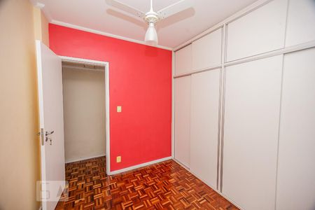 Quarto 1 de apartamento para alugar com 2 quartos, 58m² em Ingá, Niterói