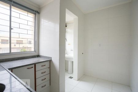 Cozinha de apartamento para alugar com 1 quarto, 44m² em Santana, Porto Alegre