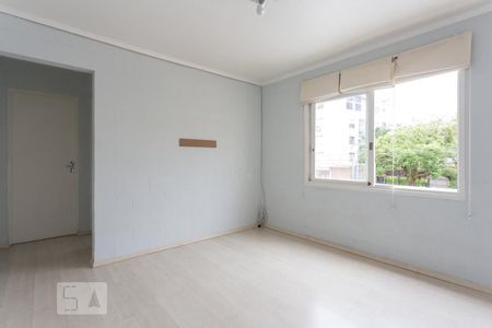 Sala de estar de apartamento para alugar com 1 quarto, 44m² em Santana, Porto Alegre