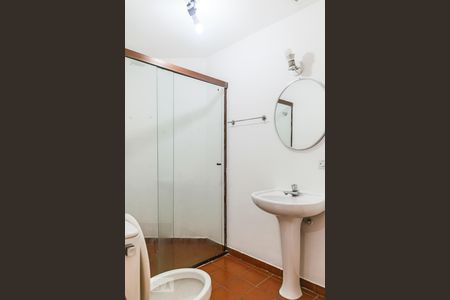 Banheiro de kitnet/studio para alugar com 1 quarto, 35m² em Consolação, São Paulo