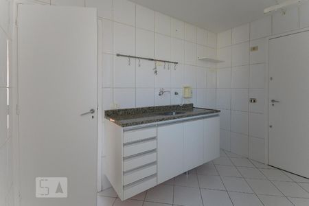 Cozinha de apartamento à venda com 1 quarto, 46m² em Maracanã, Rio de Janeiro