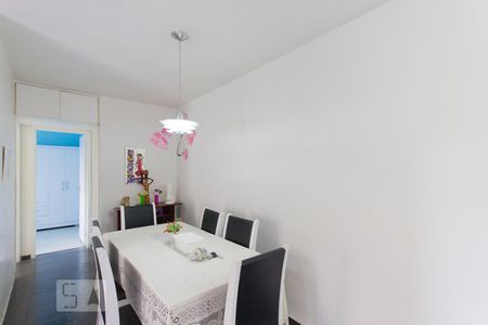 Sala de apartamento para alugar com 2 quartos, 70m² em Pechincha, Rio de Janeiro