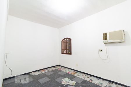 Quarto  de casa à venda com 3 quartos, 325m² em Cachambi, Rio de Janeiro