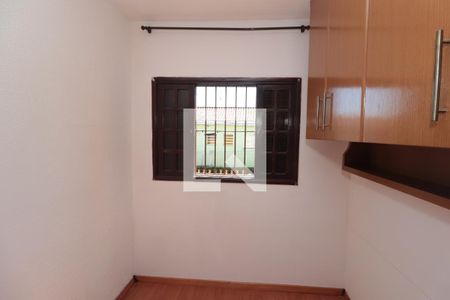 Quarto 1 de casa para alugar com 3 quartos, 140m² em Jardim Textil, São Paulo
