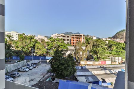 Vista Sacada Sala de apartamento para alugar com 2 quartos, 54m² em Pechincha, Rio de Janeiro