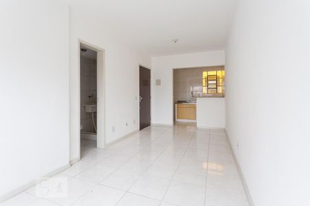 Sala e quarto de kitnet/studio para alugar com 1 quarto, 27m² em Azenha, Porto Alegre