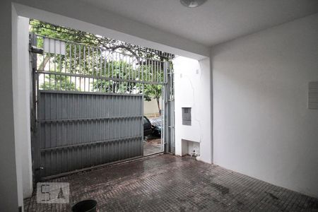 Garagem de casa para alugar com 3 quartos, 180m² em Perdizes, São Paulo
