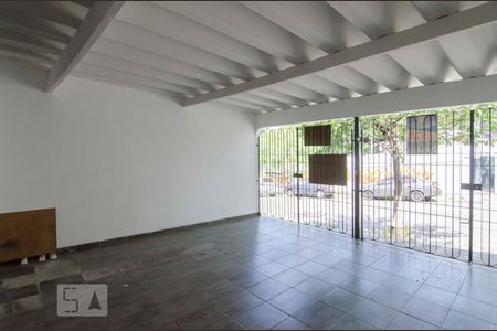 Garagem de casa para alugar com 3 quartos, 180m² em Vila Medeiros, São Paulo