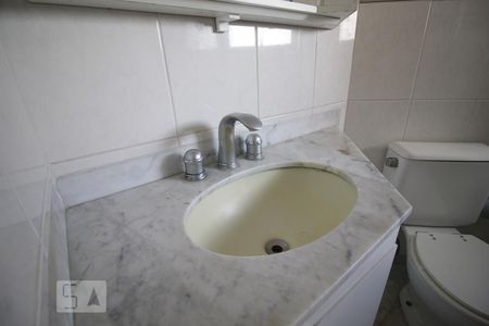 Pia de apartamento à venda com 1 quarto, 43m² em Vila Suzana, São Paulo