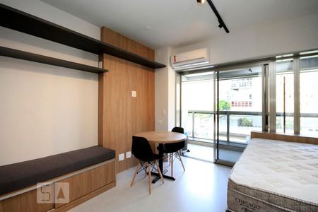 Studio de kitnet/studio para alugar com 1 quarto, 28m² em Santa Efigênia, São Paulo