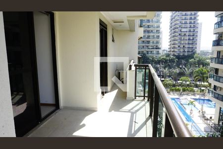 Varanda - Sala de apartamento à venda com 3 quartos, 85m² em Jacarepaguá, Rio de Janeiro