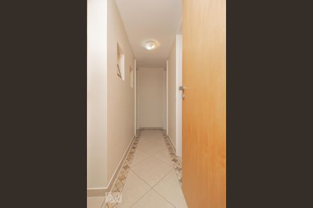 Corredor de apartamento para alugar com 3 quartos, 117m² em Jardim Vila Mariana, São Paulo