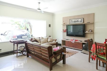 Sala de casa à venda com 3 quartos, 120m² em Santa Teresinha, São Paulo