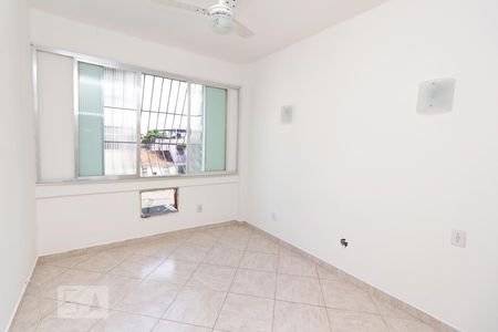 Quarto 1  de apartamento para alugar com 2 quartos, 72m² em Lins de Vasconcelos, Rio de Janeiro