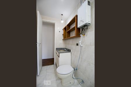 Banheiro social de apartamento para alugar com 3 quartos, 96m² em Tijuca, Rio de Janeiro