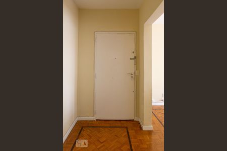 Entrada de apartamento para alugar com 2 quartos, 135m² em Perdizes, São Paulo