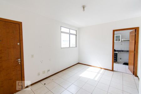Sala de apartamento para alugar com 2 quartos, 50m² em Paquetá, Belo Horizonte