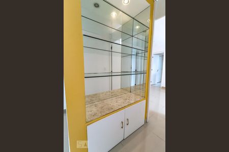 Corredor de apartamento para alugar com 3 quartos, 92m² em Freguesia (jacarepaguá), Rio de Janeiro