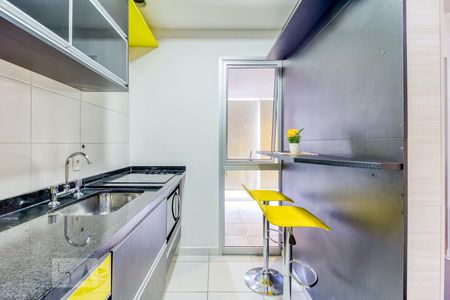 Cozinha de kitnet/studio para alugar com 1 quarto, 50m² em Indianópolis, São Paulo