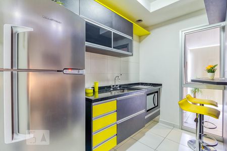 Cozinha de kitnet/studio para alugar com 1 quarto, 50m² em Indianópolis, São Paulo