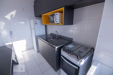 Cozinha de apartamento para alugar com 1 quarto, 33m² em Água Branca, São Paulo