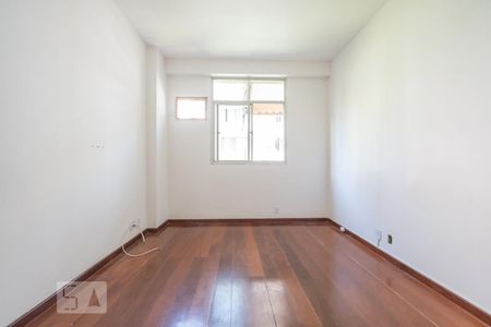 Suíte de apartamento para alugar com 2 quartos, 75m² em Glória, Rio de Janeiro