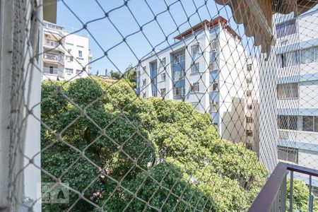 Vista da suíte de apartamento para alugar com 2 quartos, 75m² em Glória, Rio de Janeiro