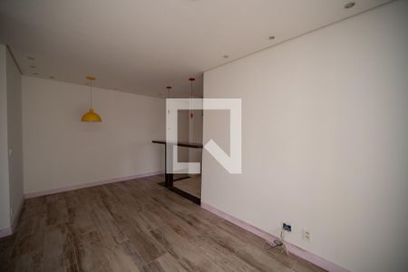 Sala de apartamento para alugar com 3 quartos, 70m² em Jardim Iracema, Barueri