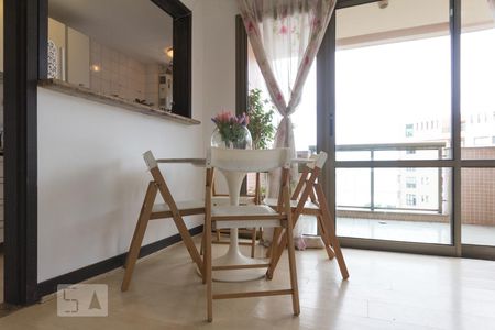 Sala de apartamento à venda com 2 quartos, 100m² em Barra da Tijuca, Rio de Janeiro