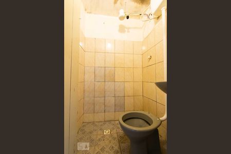 Banheiro de apartamento para alugar com 1 quarto, 23m² em Taguatinga Norte (taguatinga), Brasília