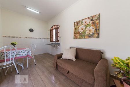 Casa para alugar com 40m², 1 quarto e 1 vagaSala e Cozinha