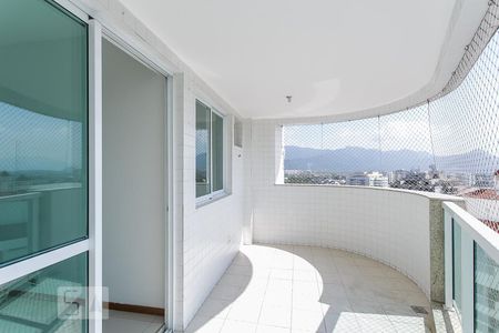 Varanda de apartamento para alugar com 3 quartos, 100m² em Recreio dos Bandeirantes, Rio de Janeiro