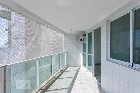 Varanda de apartamento para alugar com 3 quartos, 100m² em Recreio dos Bandeirantes, Rio de Janeiro