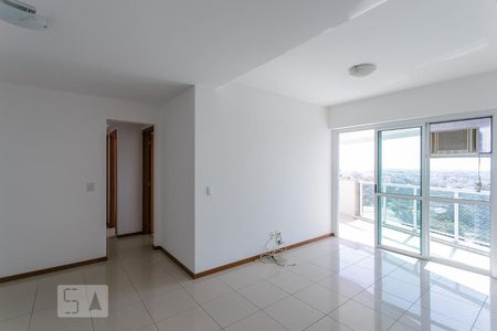 Sala de apartamento para alugar com 3 quartos, 100m² em Recreio dos Bandeirantes, Rio de Janeiro