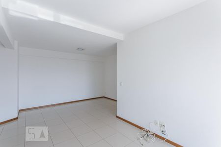 Sala de apartamento para alugar com 3 quartos, 100m² em Recreio dos Bandeirantes, Rio de Janeiro