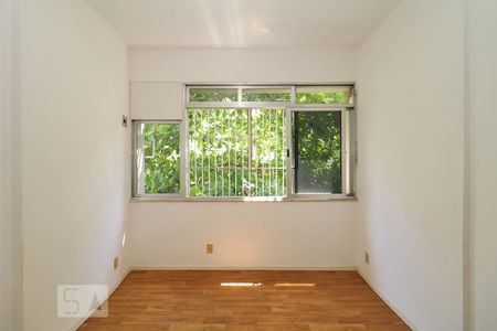 Apartamento à venda com 136m², 3 quartos e 1 vaga Apartamento à venda com 136m², 3 quartos e 1 vagaQuarto 2.