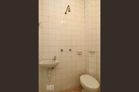 Apartamento à venda com 136m², 3 quartos e 1 vaga Apartamento à venda com 136m², 3 quartos e 1 vagaBanheiro de Serviço.