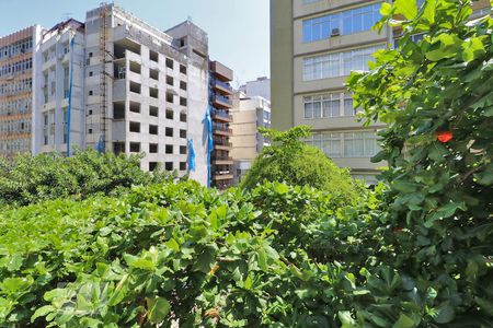 Vista Sala. de apartamento à venda com 3 quartos, 136m² em Copacabana, Rio de Janeiro