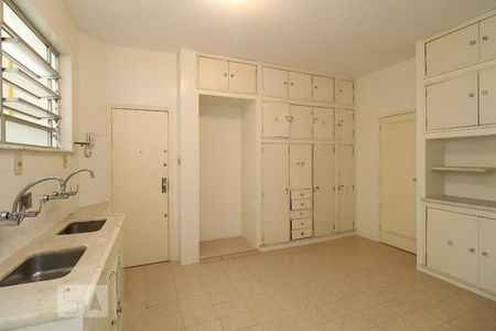 Apartamento à venda com 136m², 3 quartos e 1 vaga Apartamento à venda com 136m², 3 quartos e 1 vagaCozinha.