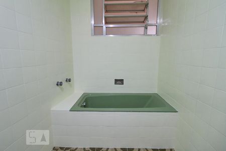 Apartamento à venda com 136m², 3 quartos e 1 vaga Apartamento à venda com 136m², 3 quartos e 1 vagaBanheiro Suite.